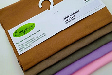 Поступил в продажу цвет года  PANTONE® 17-1230 Mocha Mousse